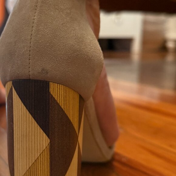 Jeffery Campbell - Picture 4 of 6